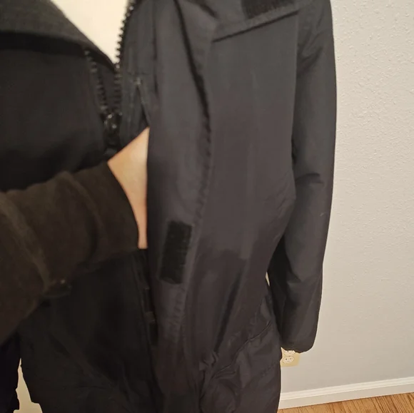 Lands' End Jacket - Black & Gray - Picture 9 of 14